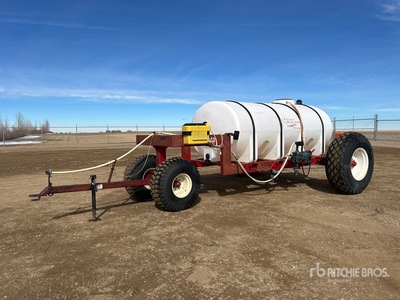 Pattison Bros PB-1350 1500 gal Tow-Behind Fertilizer Cart