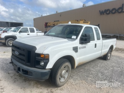 2008 Ford F-250 XL 4x2 Extended Cab Pickup (Inoperable)