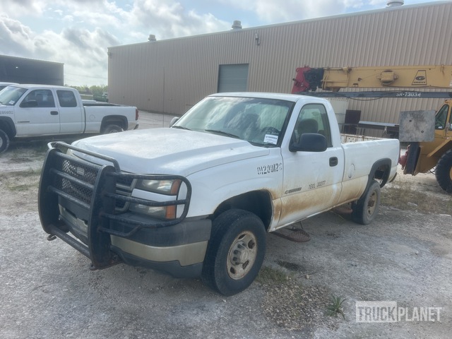 1GCHC24U37E180333 Chevrolet Silverado 2500 Hd Photo 1