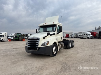 2018 Freightliner Cascadia 126 6x4 T/A Day Cab Truck Tractor