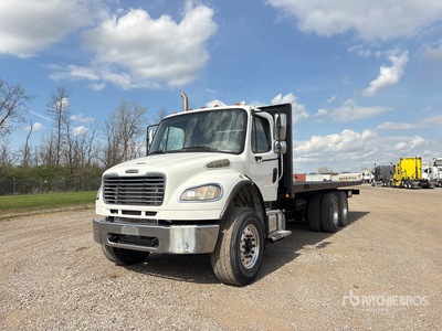 2019 Freightliner M2106 6x4 Camion à ridelles