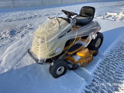 Cub Cadet LT1024 Ride-On Lawn Mower