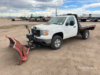 2014 GMC Sierra 4x4 Flatbed Truck