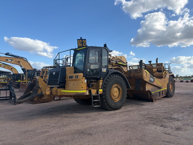 2020 Cat 637K Motor Scraper