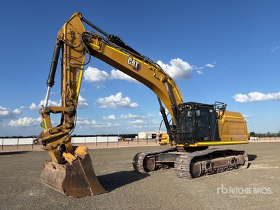 2020 Cat 349 Tracked Excavator