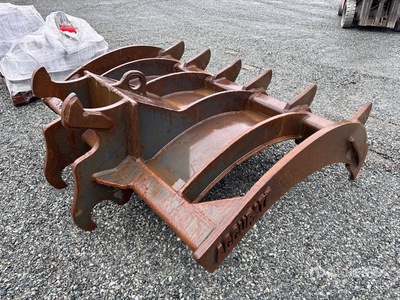 Accurate 84 in エクスカベーター レーク - Fits PC300, PC360