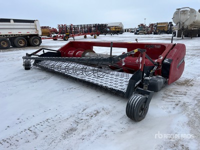 2012 Case IH 3016 15 ft رأس الحصادة المجمعة بوقاية