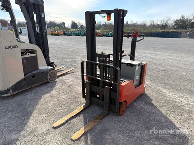 Toyota 6BWC10 2000 lb Electric Pallet Jack