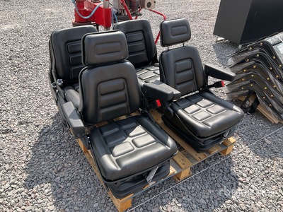 Quantity of (8) 2026 UNI YY03,YS2-8 Lote de Asientos para Operador (Sin Usar) / Operator Seats (Unused)