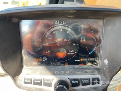 2015 Hyundai R220LC-9A Pelle Sur Chenilles Pelle Hydraulique sur Chenilles