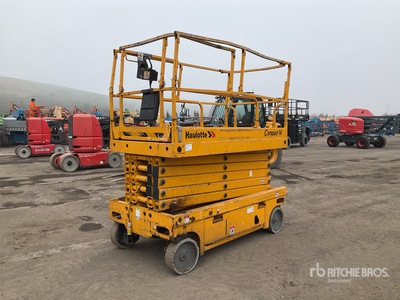 2011 Haulotte Compact 14 Electric Elevador de tijera