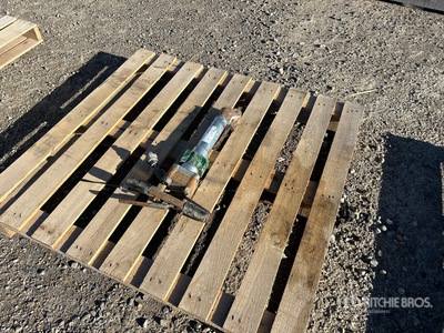 Pneumatic 60 lbs Demolition Breaker