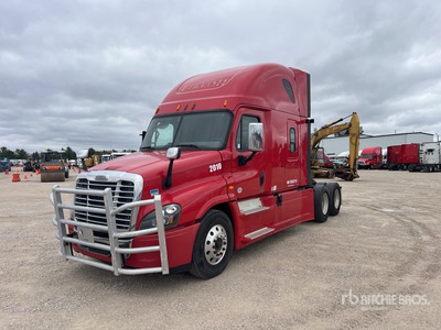 2015 Freightliner Cascadia 125 6x4 Sleeper Truck Tractor