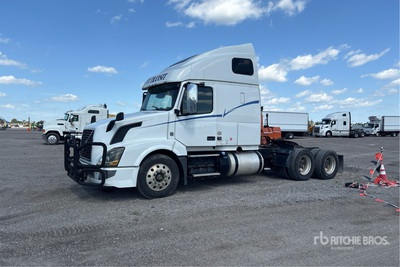 2016 Volvo VNL 6x4 Tracteur routier couchette