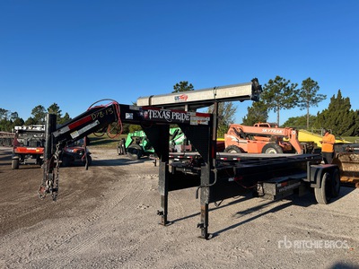 2023 Texas Pride T/A Roll-Off Trailer