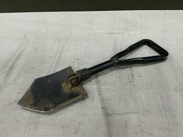 (127) Entrenching Tools (127) Entrenching Tools