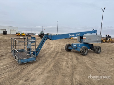 2005 Genie S-45 4WD Dual Fuel Telescopic Boom Lift