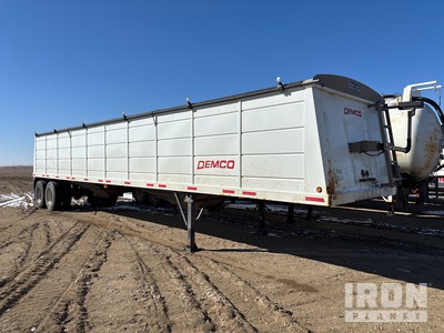 2023 Demco 42 ft T/A Grain Trailer