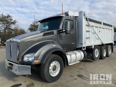 2019 Kenworth T880 8x4 T/A Dump Truck