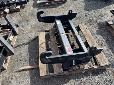 JCB 32 in Skid Steer Adapter