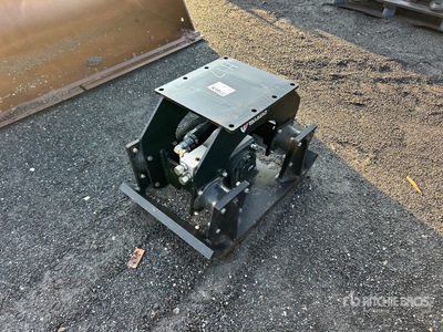 Paladin 24 in プレートコンパクターアタッチメント