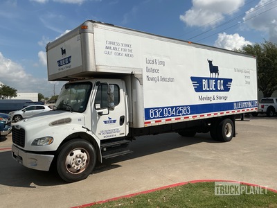 2006 Freightliner M2 106 4x2 Van Truck