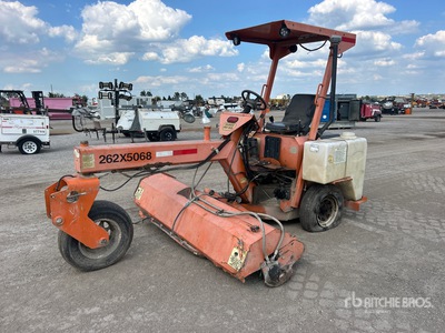 2010 Lay-Mor 8HC Balai automoteur