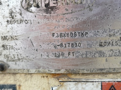 Superior 36 in x 60 ft Radial Stacking Conveyor