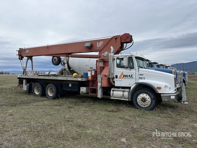 Manitowoc 30124C Straight Boom on 2001 Freightliner FL112 6x4 Boom Truck