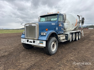 2008 Freightliner FLD 120 10x4 Mixer Truck