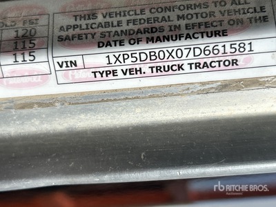 80 on 2007 Peterbilt 379 Kiepwagen met kraan