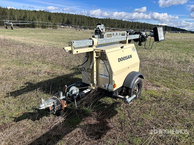 2014 Doosan LSCWKUB-60HZ-T4F 6 kVA Light Tower