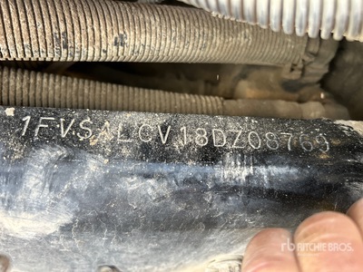 2008 Freightliner FLD 120 10x4 Mixer Truck