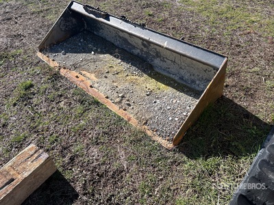 Cat 79 in General Purpose دلو للسكيد ستير