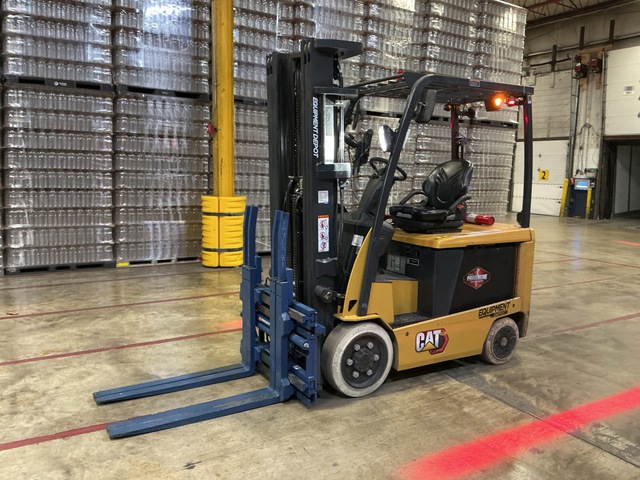 2020 Cat EC25EN 3150 lb Electric Forklift