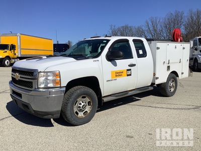 2013 Chevrolet Silverado 2500 HD 4x4 Extended Cab Utility Truck