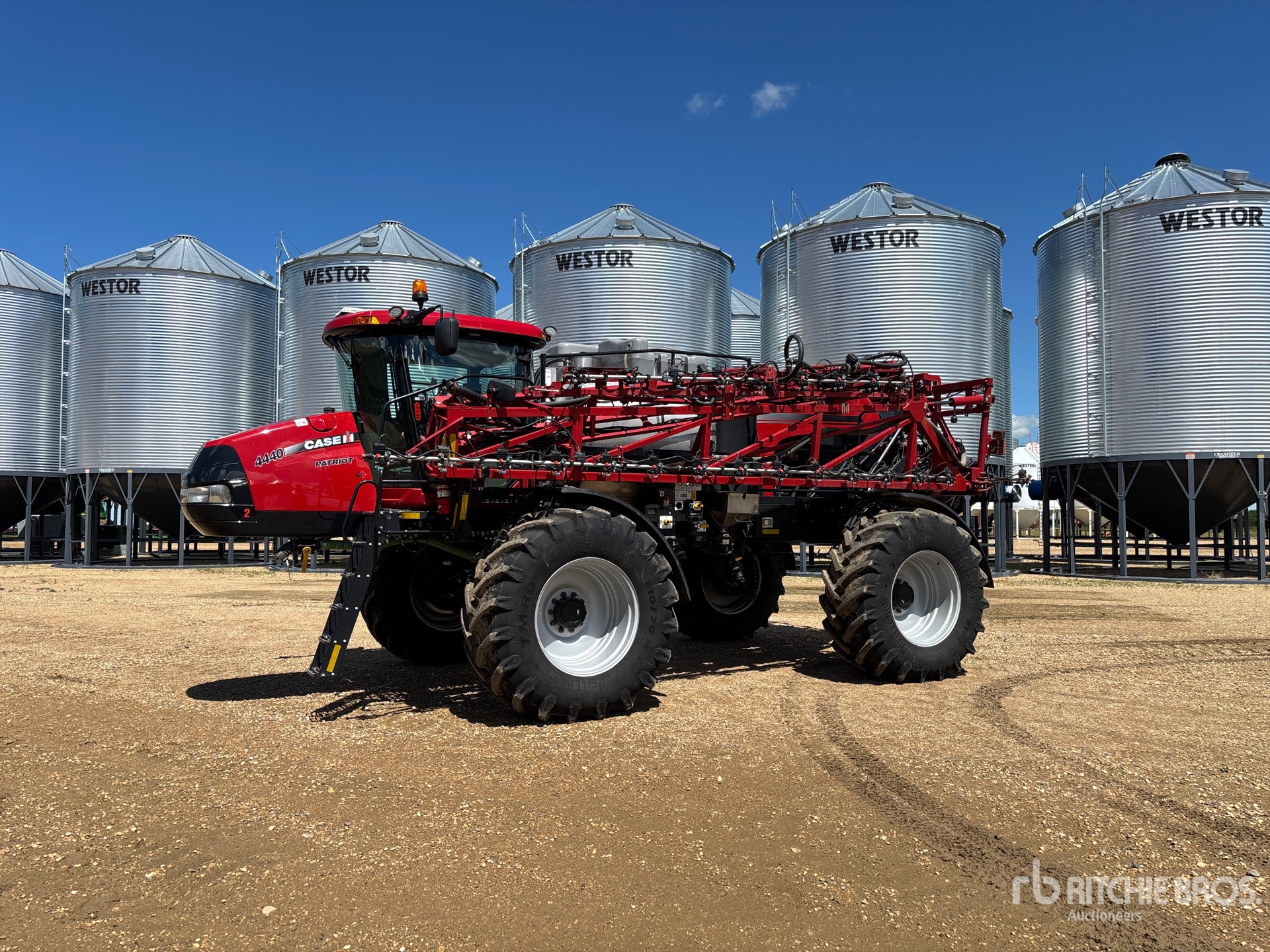 2020 Case 4440 120 ft 4x4 High Clearance Self-Propelled Sprayer