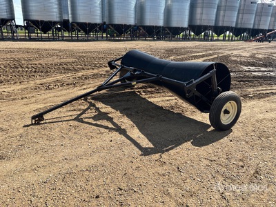 Farm King 9 ft 6 in أسطوانة العشب