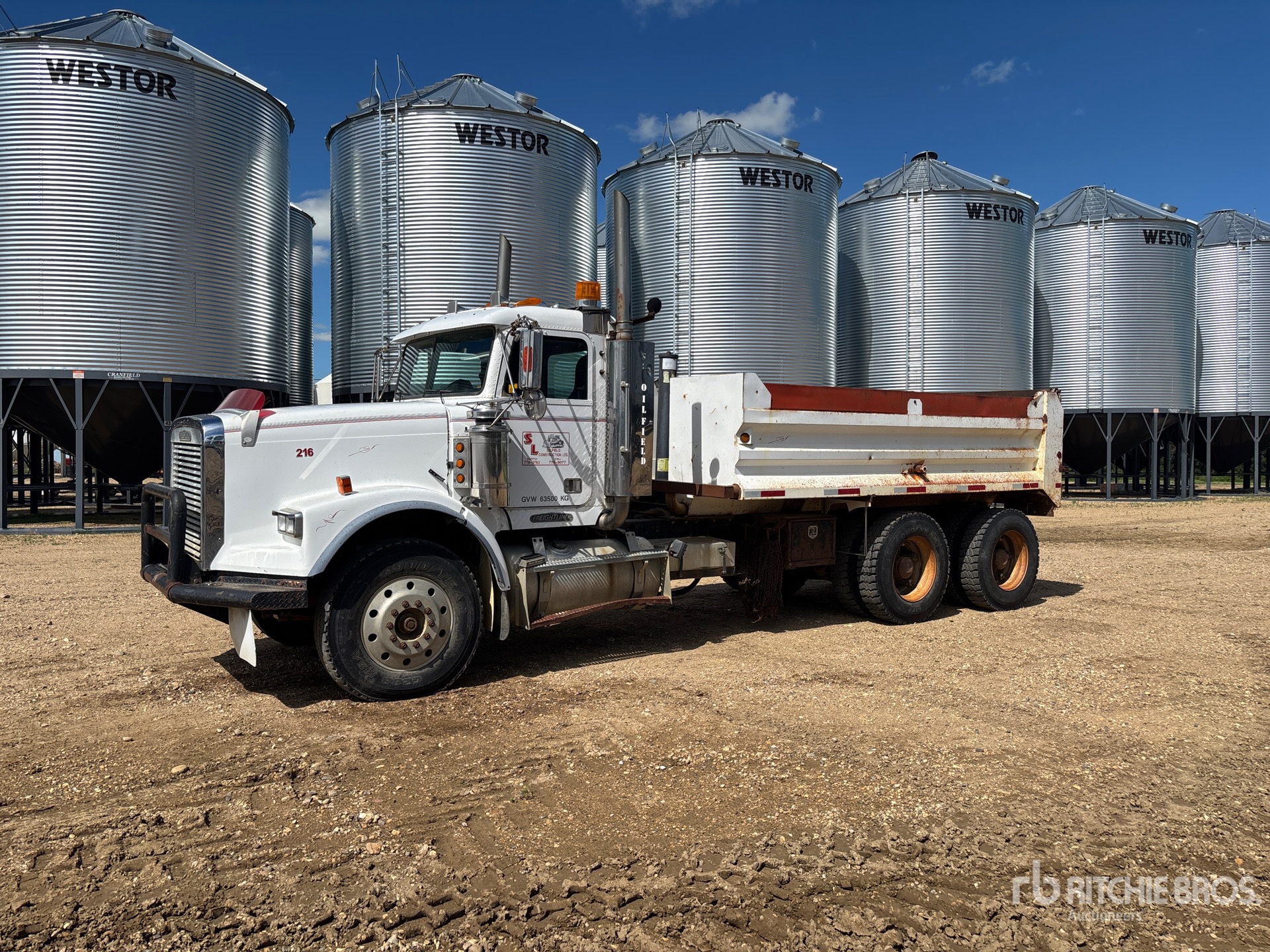 1995 Freightliner FLD 120 6x4 T/A Dump Truck