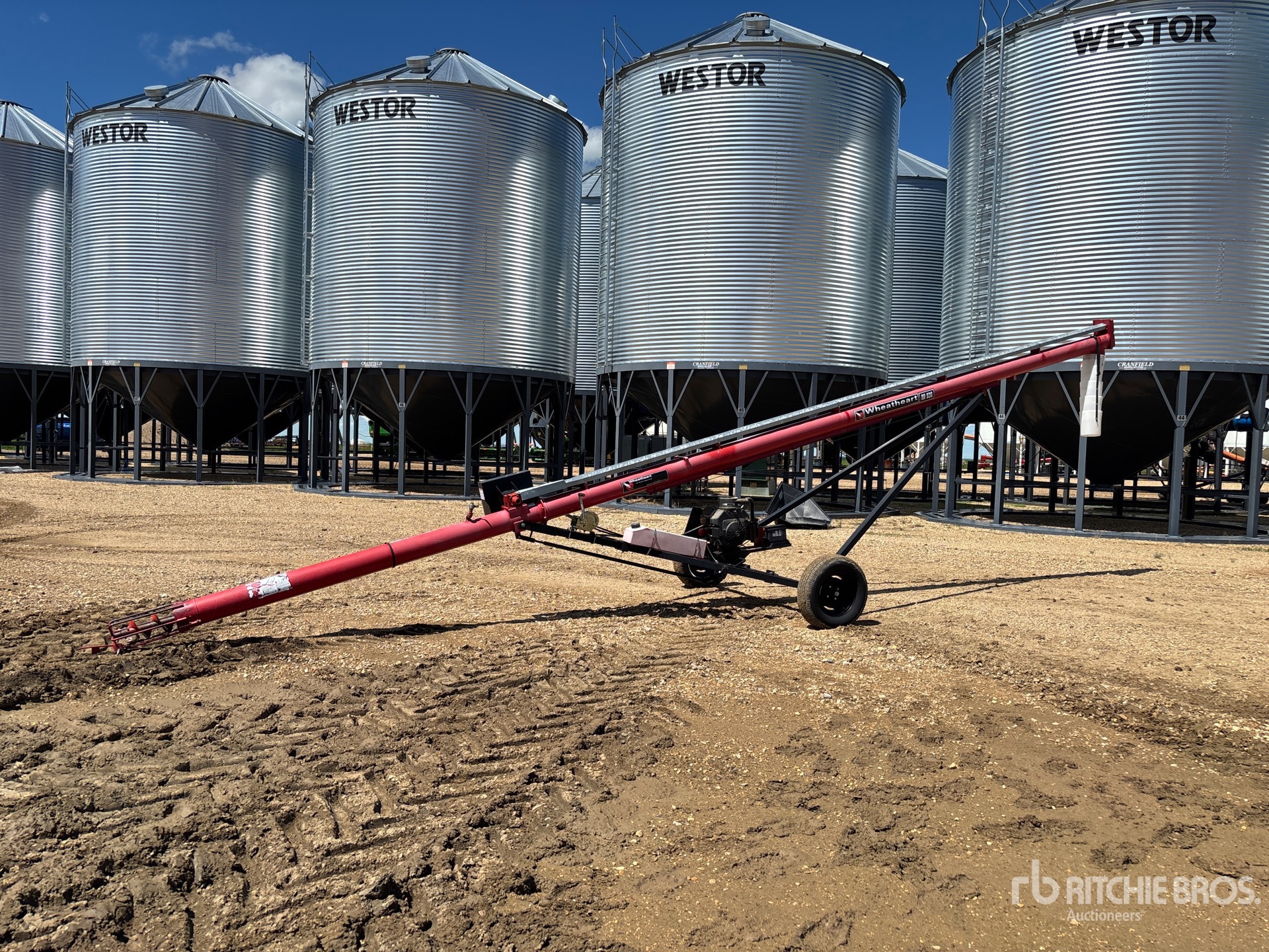 2008 Wheatheart BH836 8 in x 36 ft Grain Auger