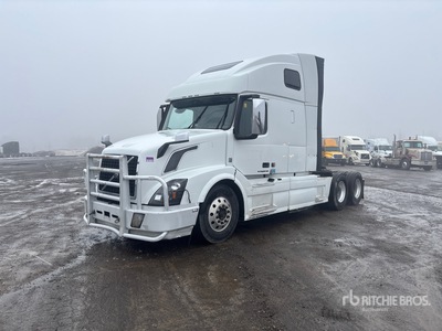 2016 Volvo VNL 6x4 3- Achs Sattelzugmaschine mit Schlafkabine