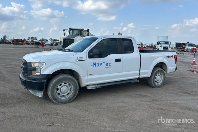 2017 Ford F-150 2017 Ford F-150 4X4 Extended Cab Pickup