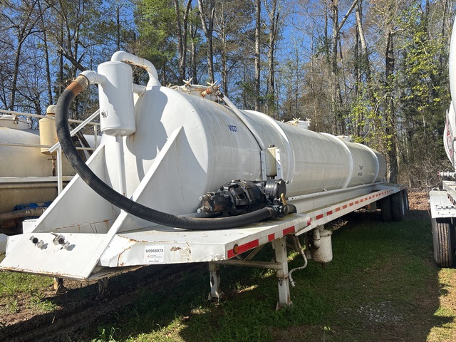 2010 JIMD T/A Vacuum Tanker Trailer