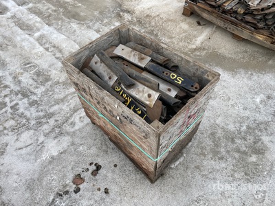 Quantity of Fertilizer Knives