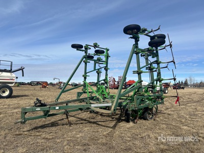 Co-op Implements 807 39 ft Cultivator