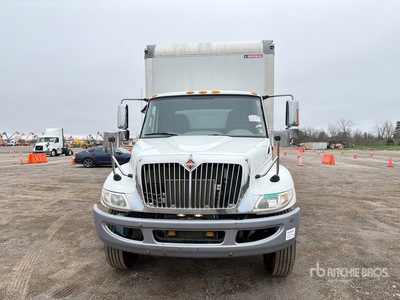 2017 International 4300 Van Truck