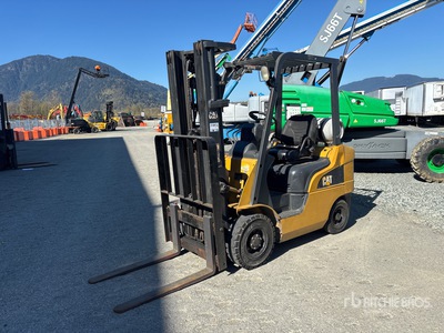 2008 Cat PC4000 3500 lb Cushion Tire Forklift