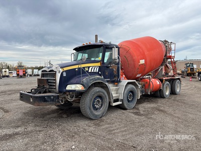 2009 Mack GU813 8x4 Twin-Steer Mixer Truck