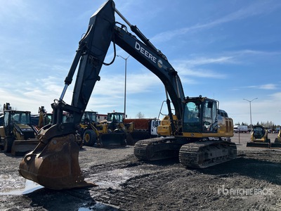 2018 John Deere 300G LC Tracked Excavator
