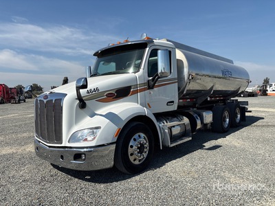 2017 Peterbilt 579 6x4 Camión-cisterna